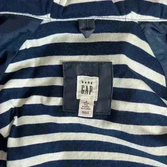 Like New Toddler Jersey-Lined Raincoat  Size 6 - Picture 9 of 11